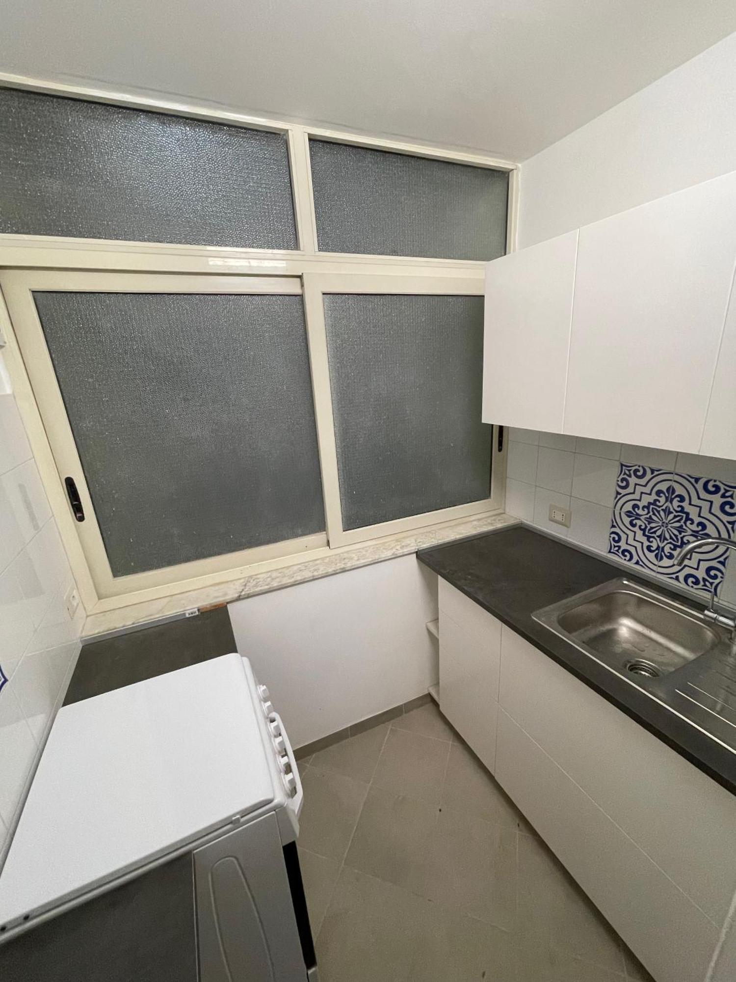 Lorenzo'S House Catania City Centre - Comfortable Large Apartment With 2 Bedrooms And 2 Baths, Close To Trains, Metro And Bus Station Экстерьер фото